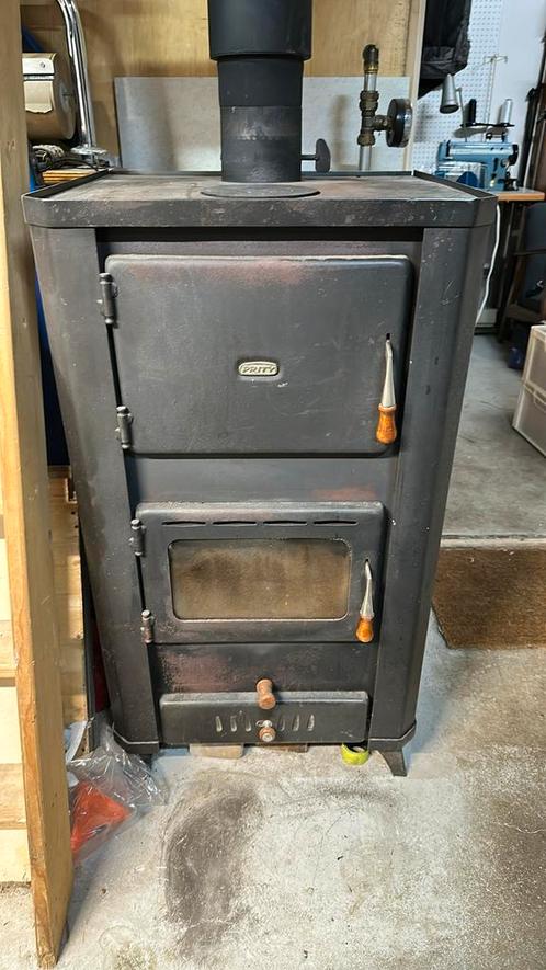 Hout cv kachel - prity, Huis en Inrichting, Kachels, Zo goed als nieuw, Houtkachel, Hout, Ophalen