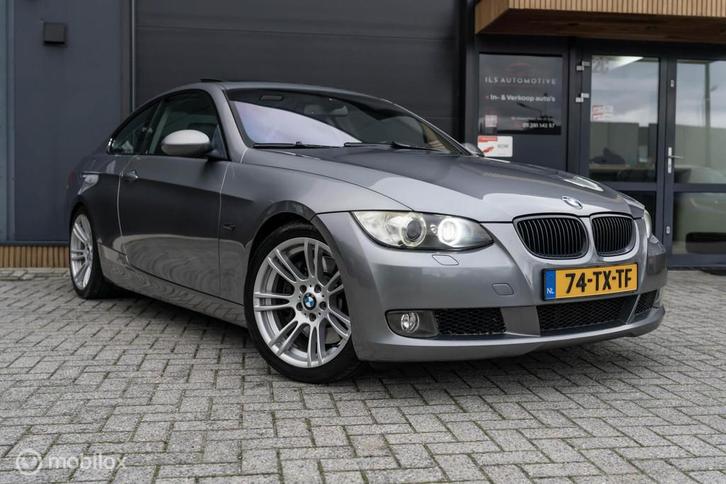 BMW 335i High Executive Coupe 306PK | Pano | M Velgen | NAP, Auto's, BMW, Bedrijf, Te koop, 3-Serie, ABS, Airbags, Airconditioning