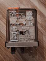 12 Finder relais 62.33.8.230.0040, Hobby en Vrije tijd, Elektronica-componenten, Ophalen of Verzenden, Nieuw