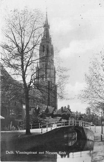 (300-171-025) Delft Vlamingstraat met Nieuwe Kerk beschikbaar voor biedingen