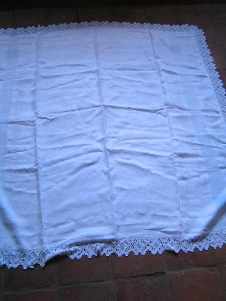 antiek tafelkleed nr TT 964, Antiek en Kunst, Antiek | Kleden en Textiel, Verzenden