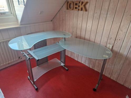Modern ergonomisch bureau met verschillende werkhoogte, Huis en Inrichting, Bureaus, Zo goed als nieuw, Ophalen