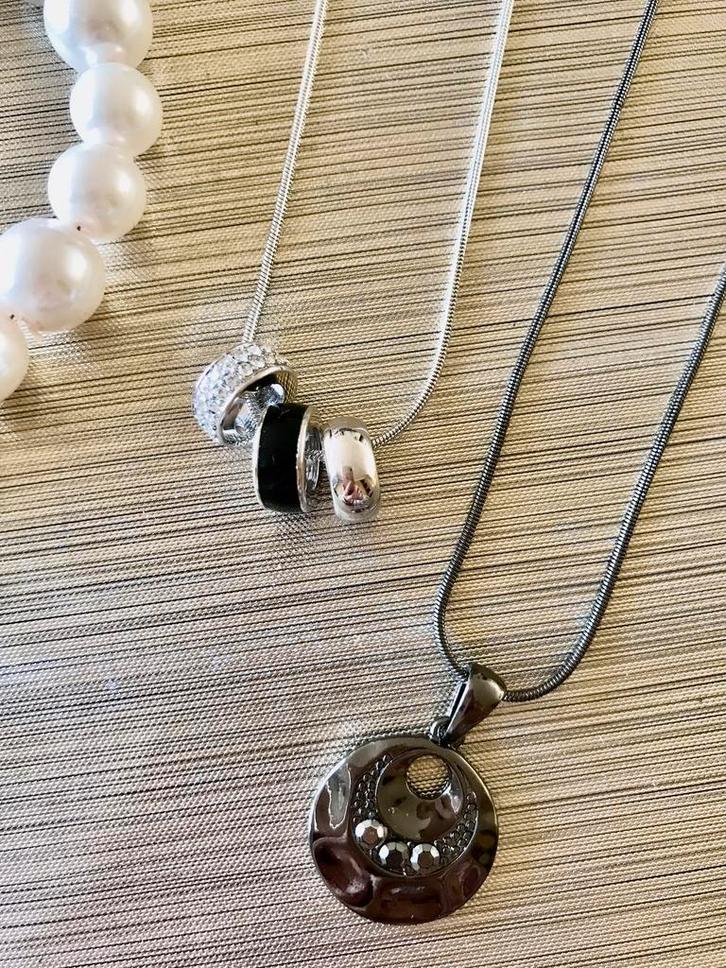 Kettingen /armband / oorbellen alle 5 voor €6, Sieraden, Tassen en Uiterlijk, Kettingen, Zo goed als nieuw, Overige materialen