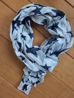 Sjaal wit met blauwe sterren, Ophalen of Verzenden, Zo goed als nieuw, Maat 46/48 (XL) of groter, Sjaal