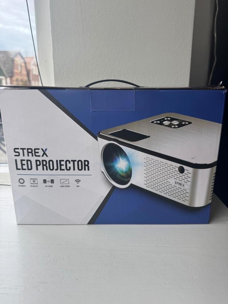 Strex led projector, Audio, Tv en Foto, Beamers, Zo goed als nieuw, LED, Ultra HD (4K), Ophalen of Verzenden