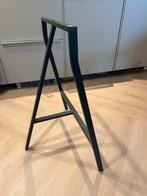 Ikea Lerberg schraag bureau zwart/donkergrijs, Ophalen of Verzenden, Gebruikt