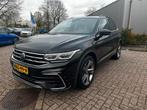 Volkswagen Tiguan 1.4 TSI Ehybrid 245pk R-Line 2022 pano vol, Auto's, 1716 kg, 1800 kg, Euro 6, 4 cilinders
