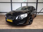 Volvo V60 T3 - ecc - navigatie - trekhaak - zeer nette staat, Voorwielaandrijving, 1596 cc, 15 km/l, 4 cilinders