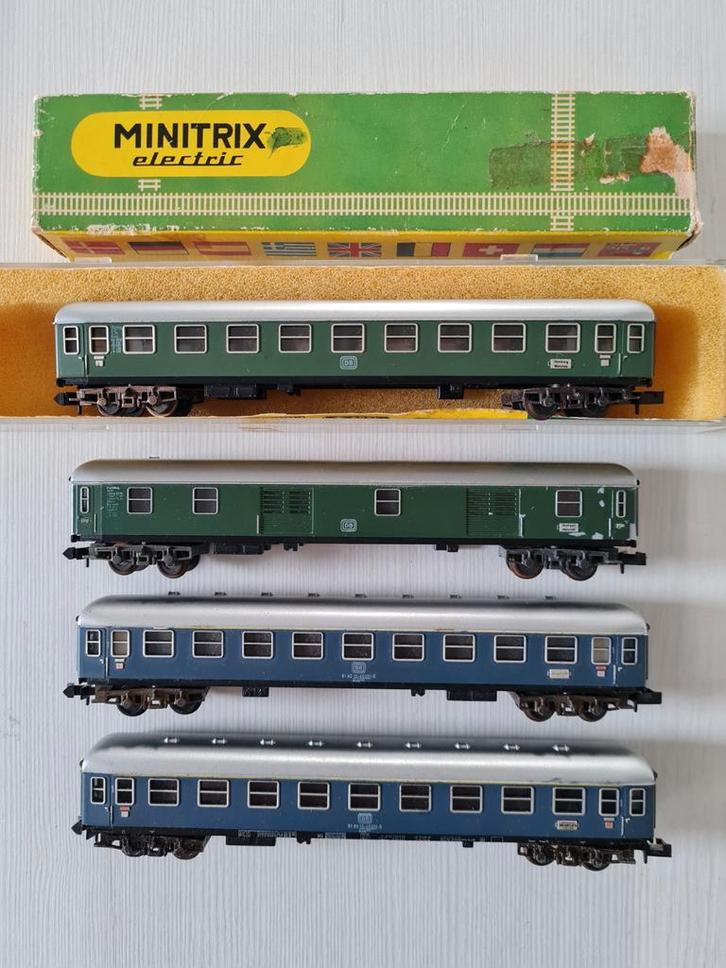 4 Minitrix D-trein DB rijtuigen, Hobby en Vrije tijd, Modeltreinen | N-Spoor, Gebruikt, Wagon, Gelijkstroom, Trix, Ophalen of Verzenden