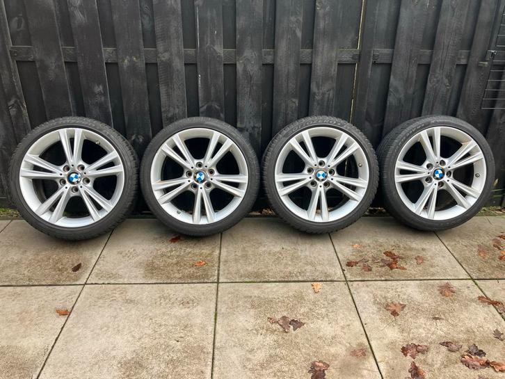 BMW Style 385 - 18 inch velgen met Pirelli winterbanden, Auto-onderdelen, Banden en Velgen, Banden en Velgen, Winterbanden, 18 inch