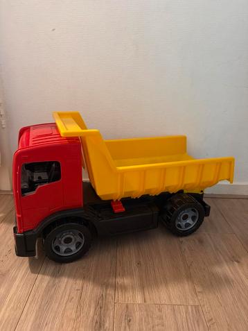 Grote Speelgoed kiepwagen / Vrachtwagen - Zo Goed Als Nieuw! beschikbaar voor biedingen