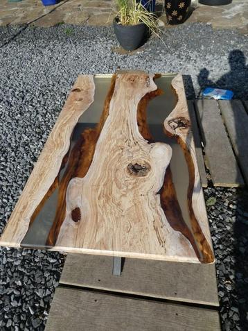 boomstamtafel epoxy tafel salontafel eettafel bijzettafel beschikbaar voor biedingen