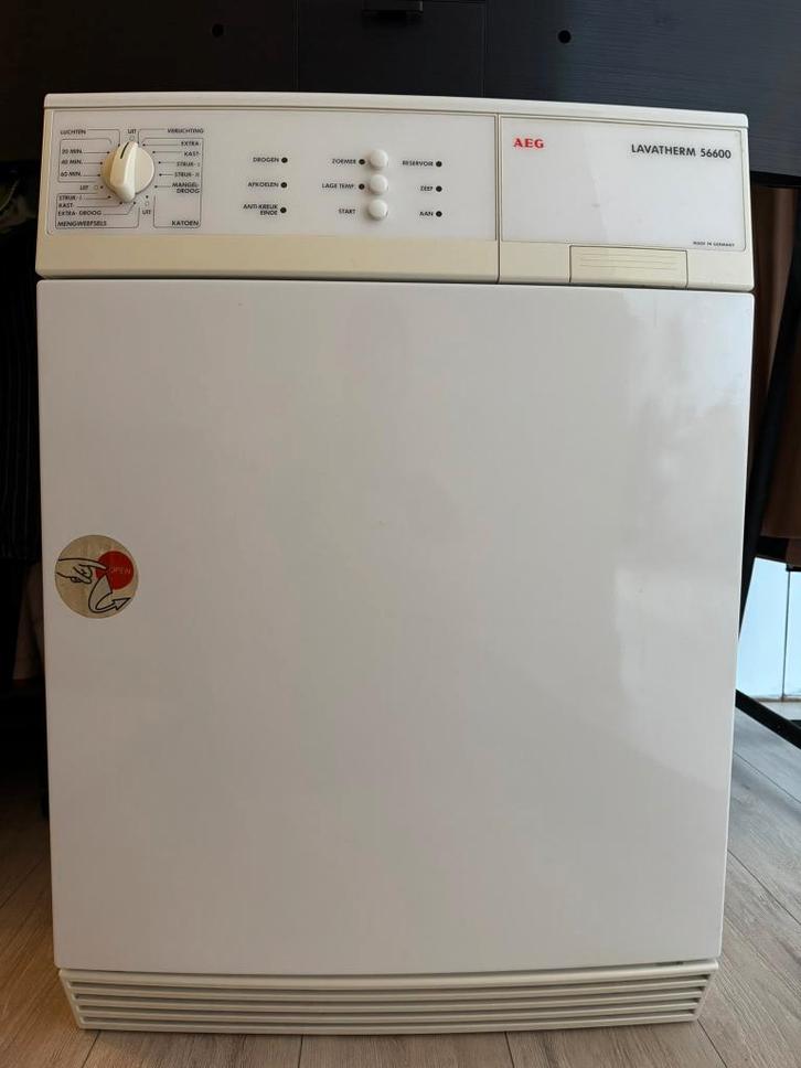 AEG condensdroger, Witgoed en Apparatuur, Wasdrogers, Gebruikt, Condens, Voorlader, 6 tot 8 kg, Minder dan 85 cm, Anti-kreukfase