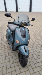 Vespa super sport 125cc, Ophalen of Verzenden, Zo goed als nieuw, Benzine