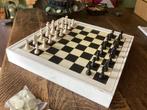 Schaak/ backgammon spel in houten doos voor, € 7, Ophalen of Verzenden, Gebruikt
