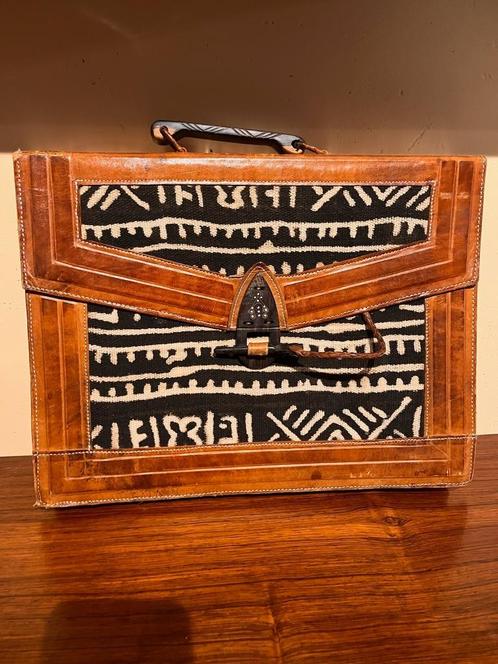 Vintage design laptop tas etnic print, Verzamelen, Overige Verzamelen, Zo goed als nieuw, Ophalen