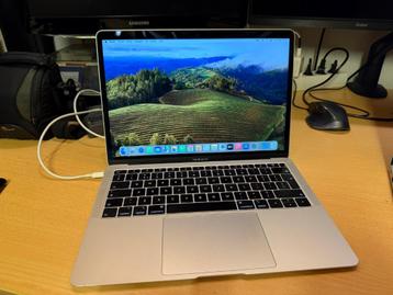 Macbook Air 2018 beschikbaar voor biedingen