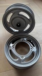 Kymco DJ Y50 “sleuven” velgenset origineel V+A, Fietsen en Brommers, Ophalen of Verzenden, Zo goed als nieuw