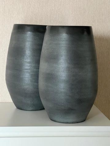  2 Bloempot Vazen Keramiek, merk Mica Voor Bloemen/Planten beschikbaar voor biedingen