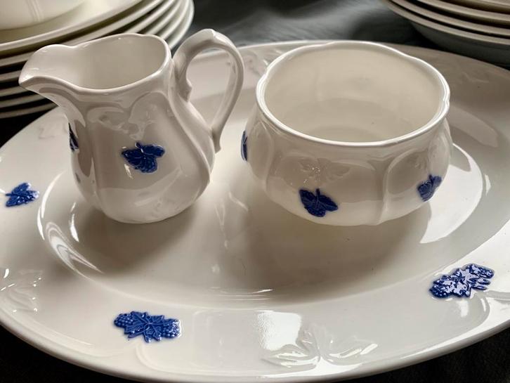 “Blå Blom” set, Old Gustavsberg, Antiek en Kunst, Antiek | Servies compleet, Ophalen of Verzenden