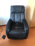 Elektrische sta op stoel / fauteuil - ophalen in Den Helder, Huis en Inrichting, Fauteuils, Ophalen, Zo goed als nieuw, 50 tot 75 cm