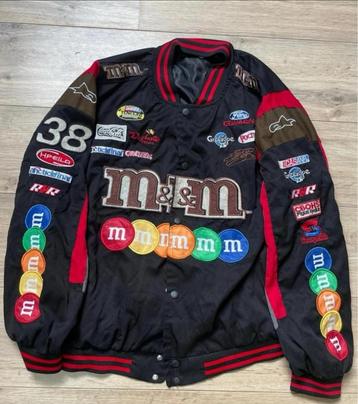Vintage M&M jas beschikbaar voor biedingen