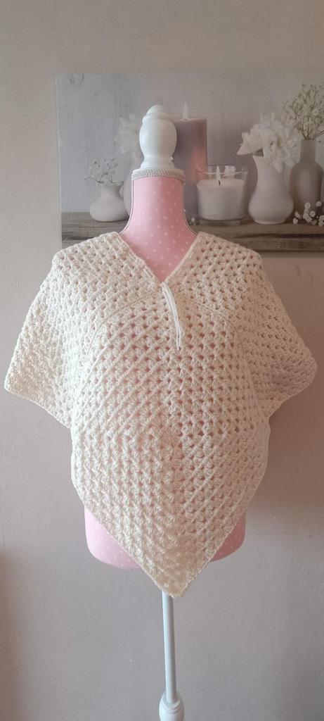 Gehaakte poncho Crème, Kleding | Dames, Overige Dameskleding, Nieuw, Ophalen of Verzenden