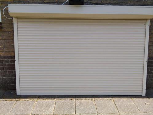 Heroal electrisch rolluik 213 breed en 125 hoog ( hellbeige), Doe-het-zelf en Verbouw, Rolluiken, Gebruikt, 200 cm of meer, Crème of Beige