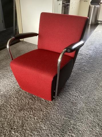 Fauteuil zwart/rood Koinor beschikbaar voor biedingen