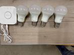 Hue Bridge 2.1 met 4 Hue lampen Hue white KOOPJE, Led-lamp, Minder dan 30 watt, Zo goed als nieuw, E27 (groot)