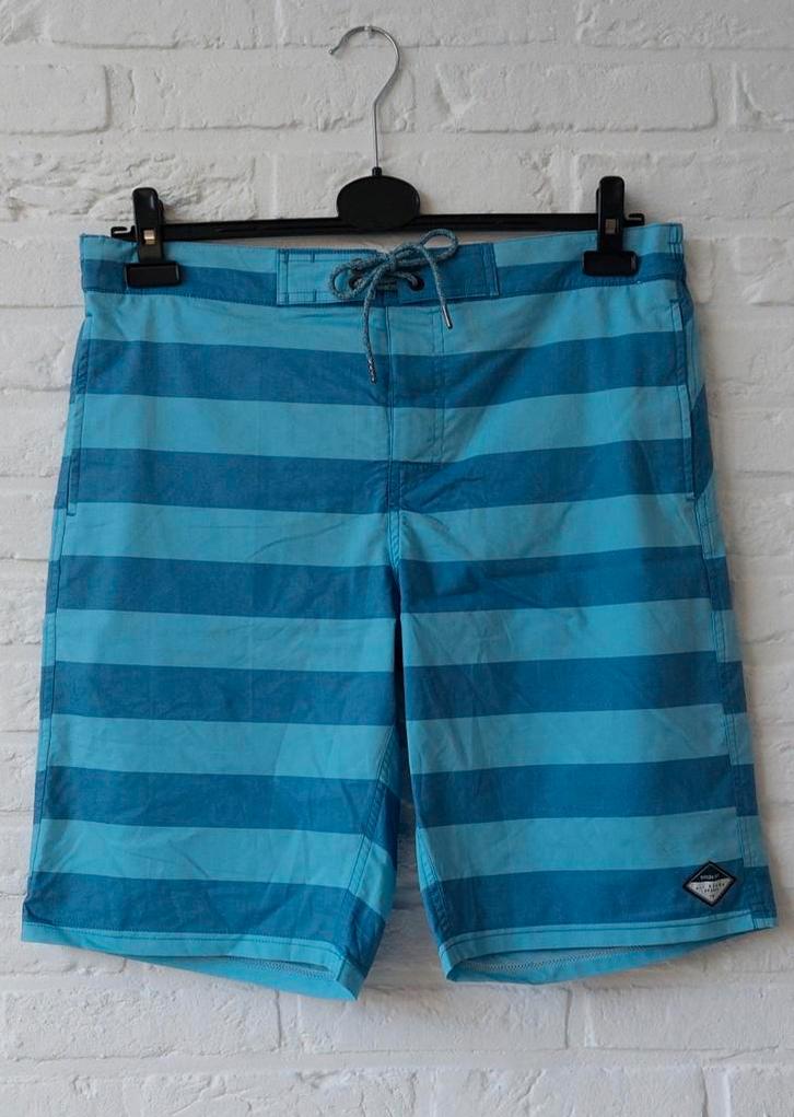 Partij verkopen!
Diverse O'Neill/ Brunotti
Shorts/Zwembroeke, Kleding | Heren, Badmode en Zwemkleding, Zwemshort, Overige maten
