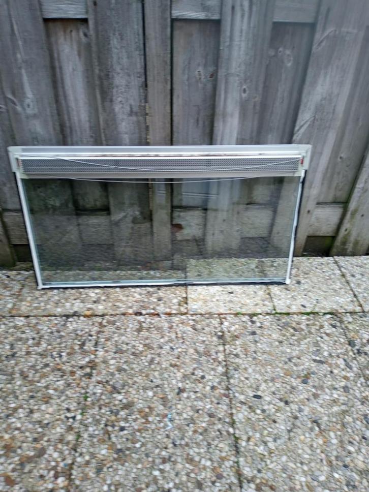 Aluminium Kiepraam voor Douche, Doe-het-zelf en Verbouw, Glas en Ramen, Gebruikt, Gevelraam of Ruit, Minder dan 80 cm, 80 tot 120 cm