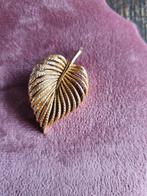 vintage broche sphinx  blad, Ophalen, Goud, Overige materialen