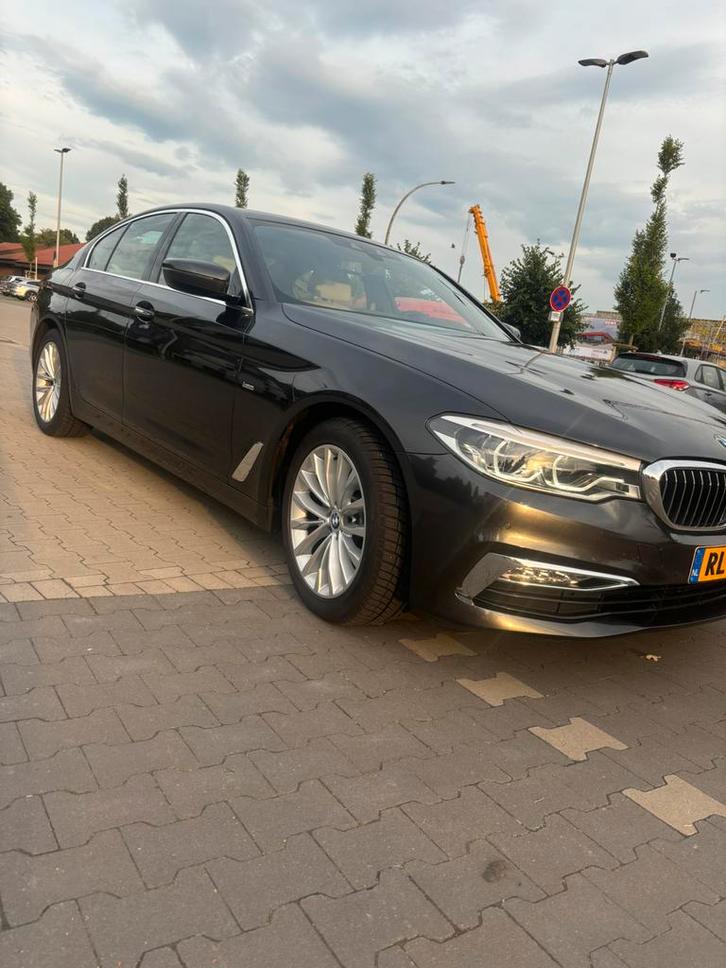 BMW 5-Serie 520d 190pk Aut. 2018 Grijs, Auto's, BMW, Particulier, Aangepast voor mindervaliden, ABS, Achteruitrijcamera, Adaptieve lichten
