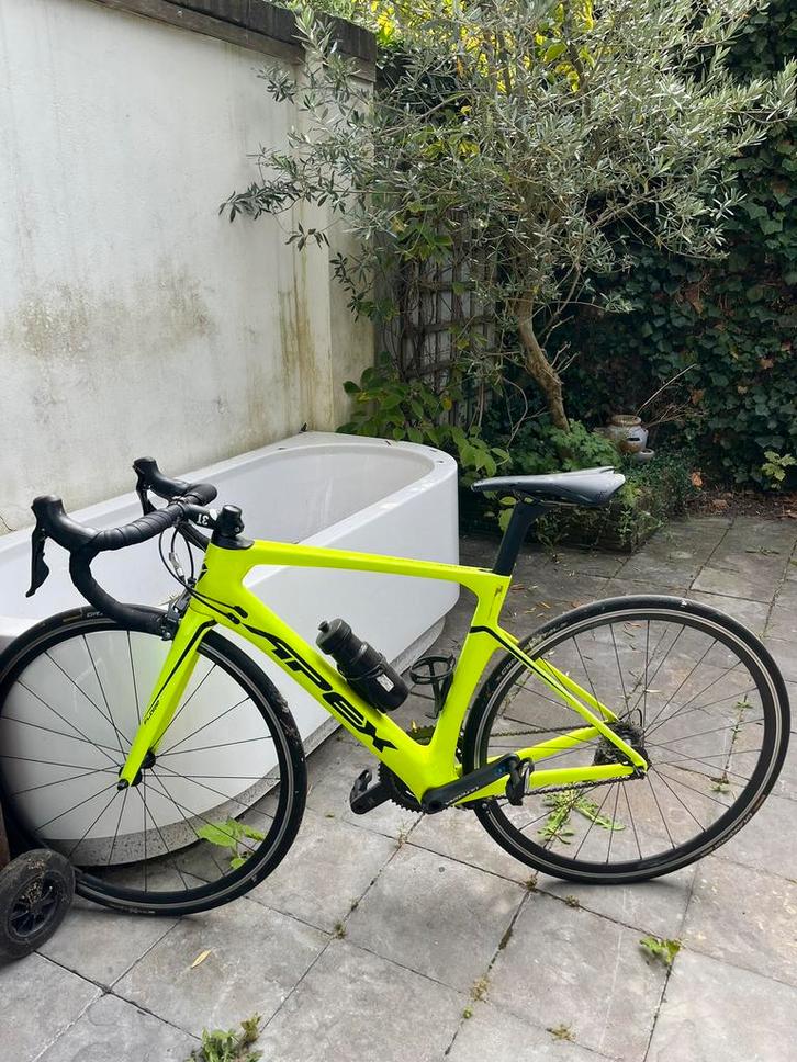 APEX Flump 3.0 – Carbon Aero Road Bike, Fietsen en Brommers, Fietsen | Racefietsen, Zo goed als nieuw, Overige merken, Meer dan 20 versnellingen