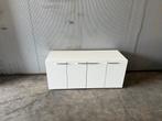 Dressoir wit 4 deurtjes, Huis en Inrichting, Bureaus, Ophalen, Gebruikt, Bureau