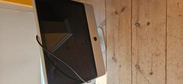Imac oude beschikbaar voor biedingen