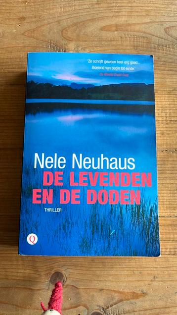 Nele Neuhaus - De levenden en de doden beschikbaar voor biedingen