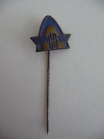 oud metalen vrachtauto speldje merk - HANOMAG -, Verzamelen, Speldjes, Pins en Buttons, Ophalen of Verzenden, Gebruikt, Merk, Speldje of Pin