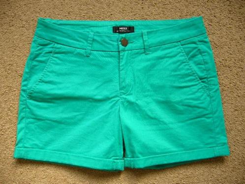 Mexx short maat S - M met 2 bijpassende tops splinternw, Kleding | Dames, Broeken en Pantalons, Zo goed als nieuw, Maat 36 (S)
