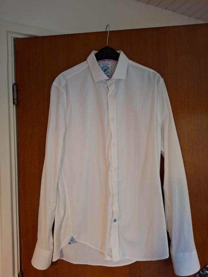 A Fish Called Fred overhemd M - Nieuw!, Kleding | Heren, Overhemden, Nieuw, Halswijdte 39/40 (M), Wit, Ophalen of Verzenden