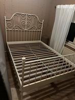 Ikea bed (Leivrik) wit 140x200 inc lattenbodems, Antiek en Kunst, Ophalen