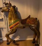 Carrousel Paard, Ophalen