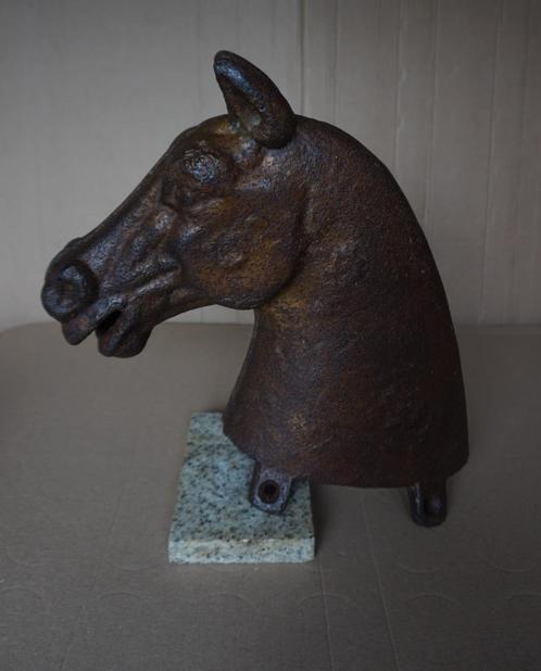 Paardenkop van gietijzer, Antiek en Kunst, Antiek | Overige Antiek, Verzenden