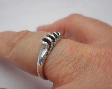 Zilveren modernist ring maat 17,5 nr.423 beschikbaar voor biedingen