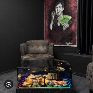 Pablo Escobar Salontafel - Glas beschikbaar voor biedingen