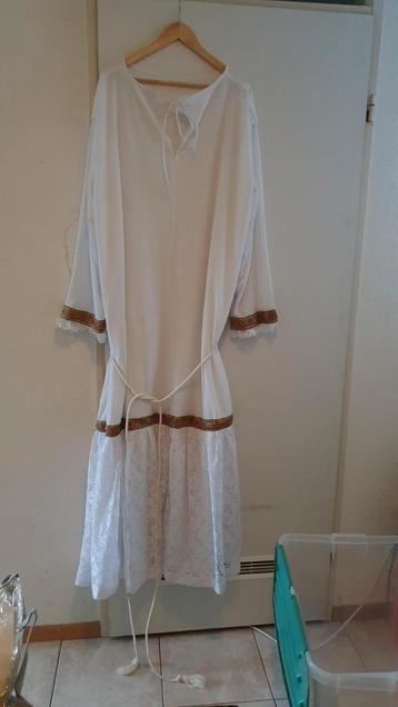 Sinterklaas albe beschikbaar voor biedingen