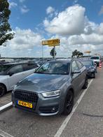 Audi Q3 2.0TFSI Quattro 125KW 2014 Grijs, Stof, 1800 kg, Zwart, 4 cilinders