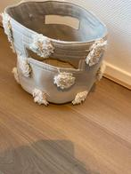 Nieuw mandje mand beige room kleur rond bloempot stof, Huis en Inrichting, Woonaccessoires | Schalen en Manden, Ophalen of Verzenden