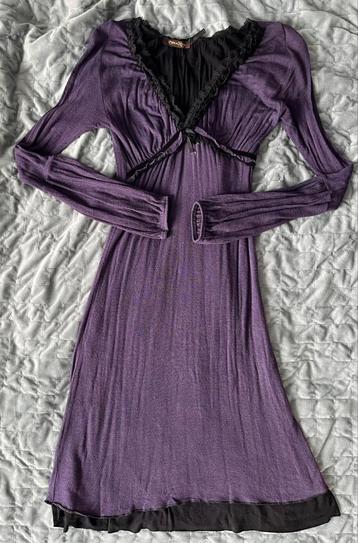 Elegante Perla Nera jurk maat S met kanten details paars beschikbaar voor biedingen